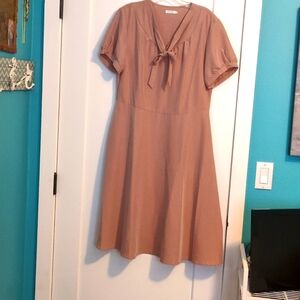 Kestan, size large, vintage style dress. Color Blush